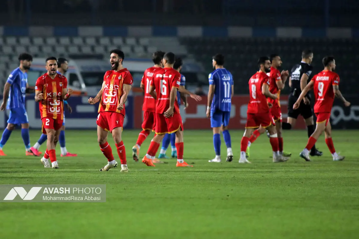 لیگ برتر فوتبال؛ استقلال- فولاد