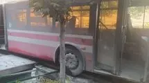 تصادف یک اتوبوس‌ بی‌.آر.تی تهران با 7 خودرو و موتور در خیابان ولی‌عصر