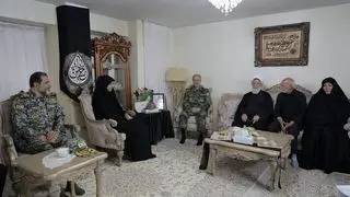فرمانده ارتش: شهید بوستان‌افروز نماد ایثار در نبرد با صهیونیست
