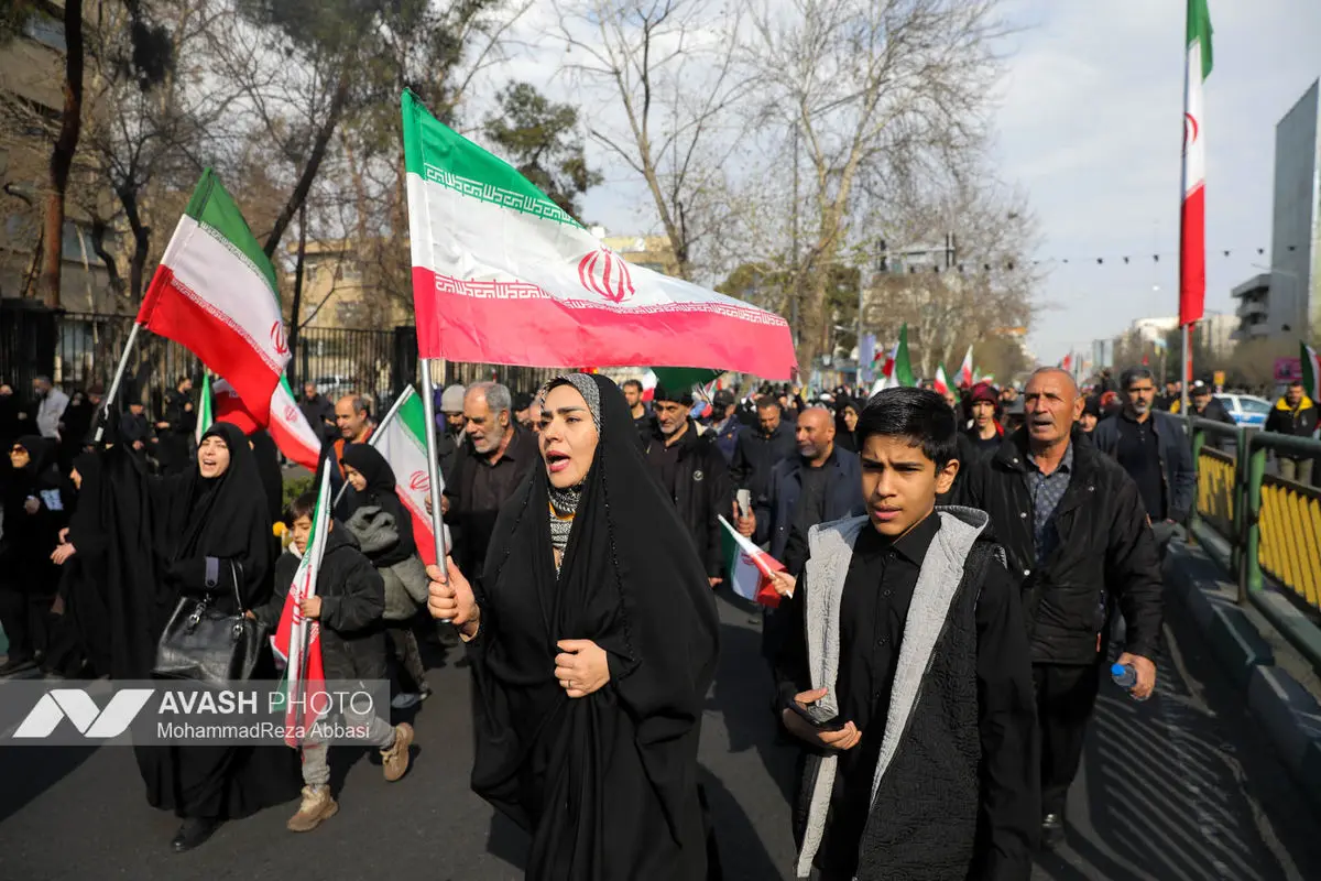 مراسم بیعت با سومین رهبر انقلاب اسلامی در تهران