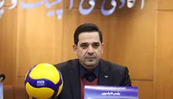 تقوی خطاب به ملی پوشان: کم و کاستی ها را با غیرتتان پوشش دهید
