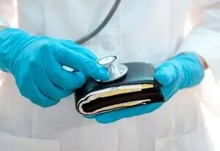 زیرمیزی؛ مالیات پنهان جان بیمار