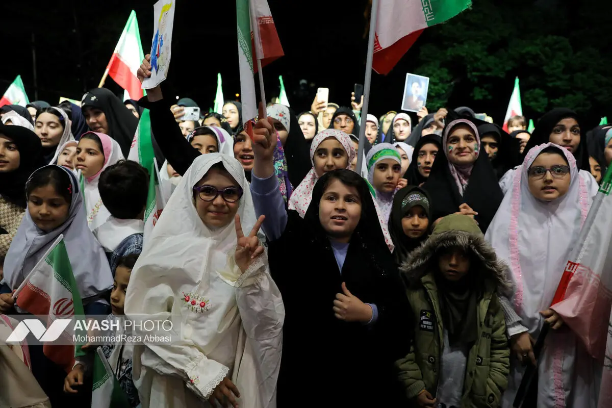 اجتماع دختران کشور دوست