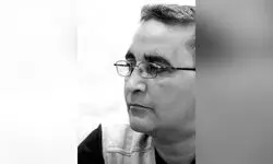 درگذشت یک، شاعر، نویسنده و روزنامه‌نگار