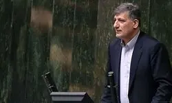 واکنش عضو کمیسیون برنامه و بودجه مجلس به ادعای برخی نمایندگان درباره افزایش قیمت بنزین