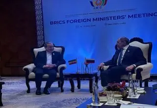 تاکید وزیران خارجه ایران و روسیه بر نقش سازنده بریکس در کاهش حل اختلافات کشورهای منطقه