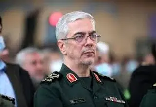 فرمانده‌ای که مردمی ماند