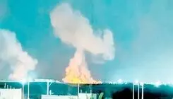 خاورمیانه میان دو گلوگاه 