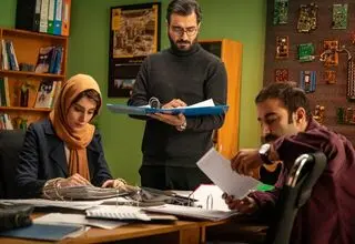 رونمایی از پوستر فیلم «جهان مبهم هاتف»