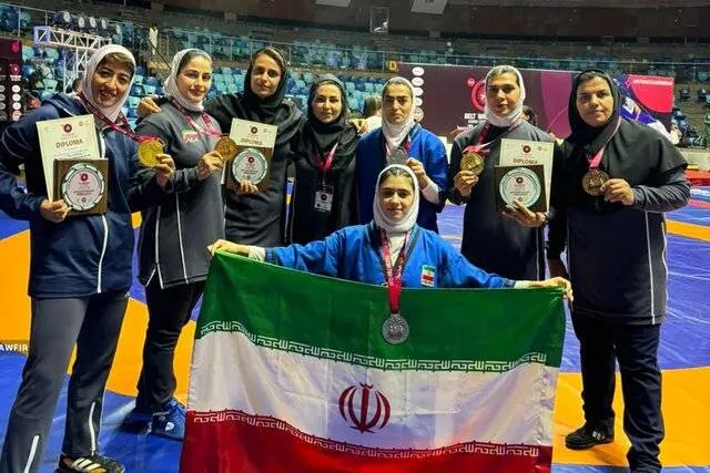 آلیش کاران زن ایران، بر بام آسیا ایستادند