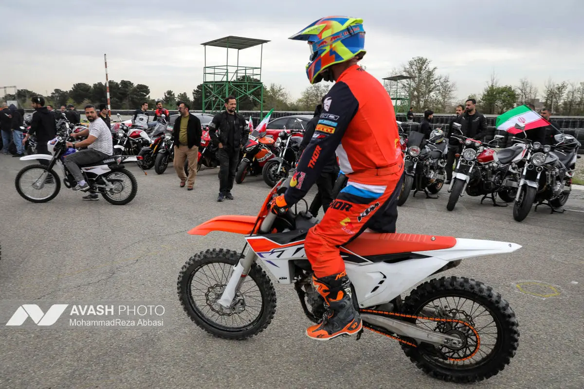 گردهمایی خودرویی و موتوری 