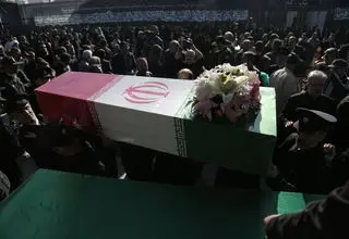 مراسم تشییع پیکر شهدای جنایات اخیر صهیونیستی - آمریکایی آغاز شد