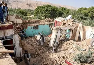 واکنش عراقچی به زلزله افغانستان 