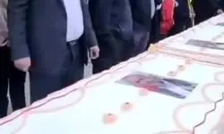 واکنش نماینده مجلس به ماجرای کیک تولدش 