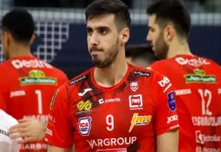 رسمی از العربی: ببینید کی اینجاست، پوریا حسین‌خانزاده