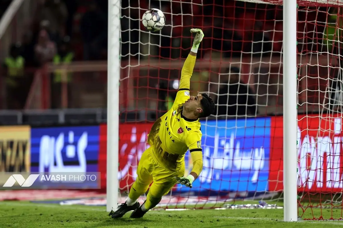 مرحله یک شانزدهم نهایی جام حذفی؛ تراکتور - پرسپولیس