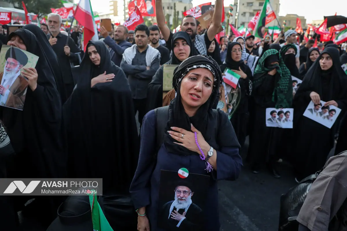 مراسم تشییع پیکر مطهر رهبر شهید انقلاب در تهران - ۲