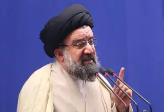 ترامپ تروریست‌پرور است و ادعای مبارزه با تروریسم آنها دروغ است