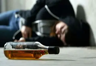 آمار تکان‌دهنده‌ از مرگ با الکل