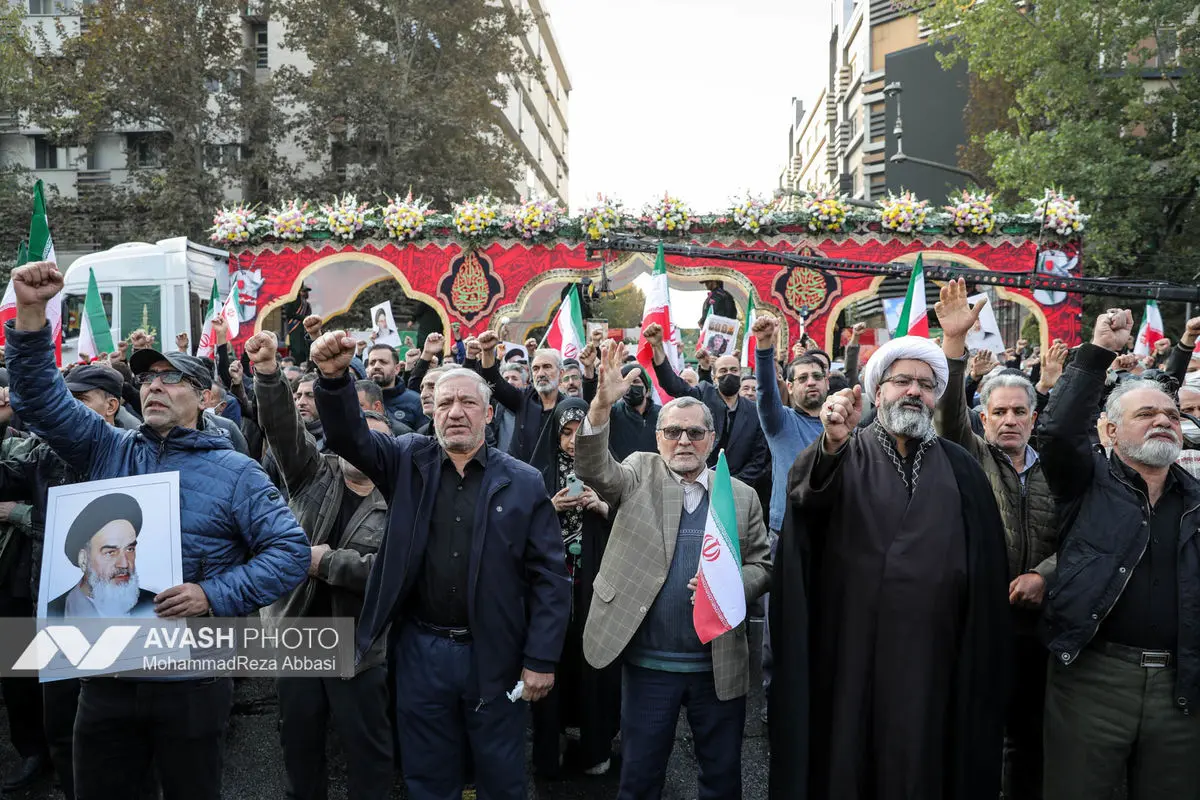 مراسم تشییع پیکرهای ۱۰۰ شهید گمنام - تهران