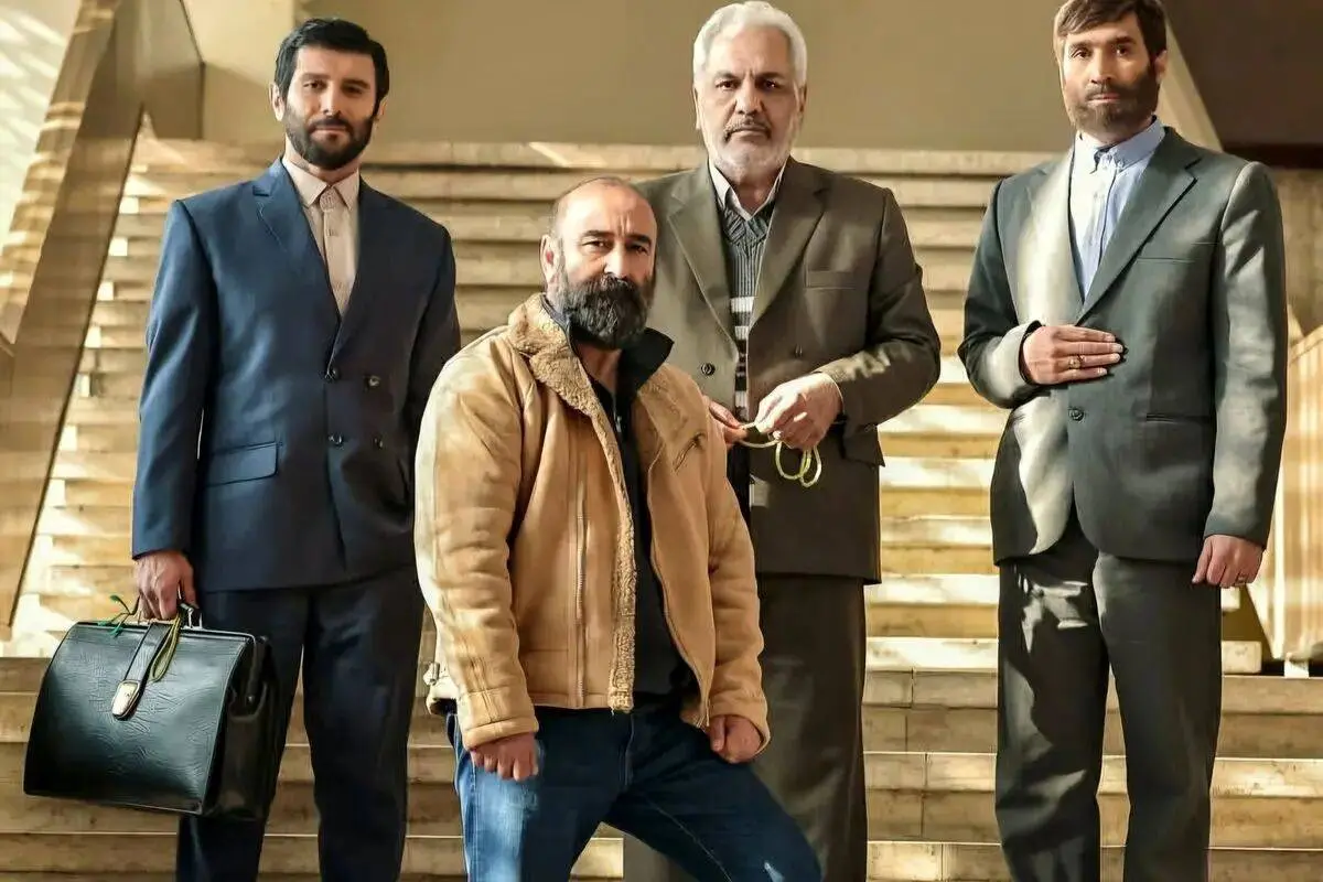 امین حیایی، ژاله صامتی، مهران احمدی و مهران مدیری در یک فیلم