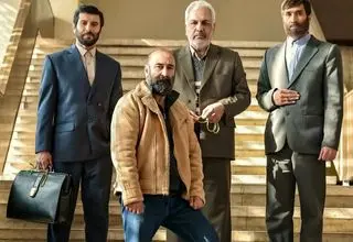 امین حیایی، ژاله صامتی، مهران احمدی و مهران مدیری در یک فیلم