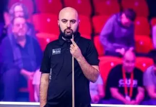 سرخوش با 2 برد در مرحله اصلی