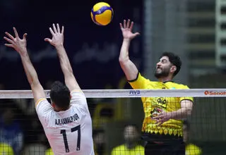 سپاهان و رازین پلیمر در یک قدمی لیگ برتر والیبال