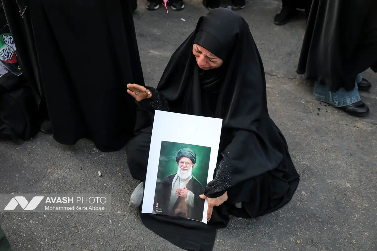 مراسم تشییع پیکر مطهر رهبر شهید انقلاب در تهران - ۲