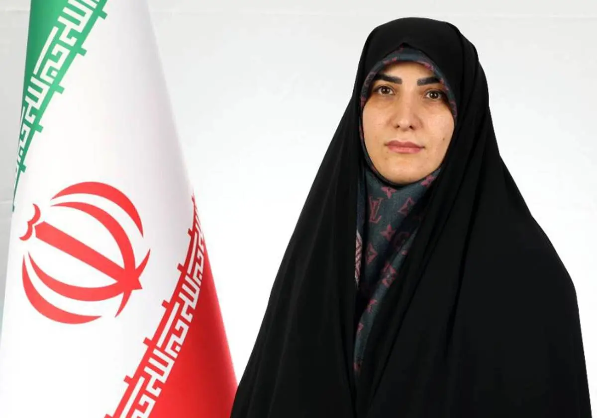 حضور حداقل یک نفر از خانمهای نماینده در هیات رئیسه ضروری است