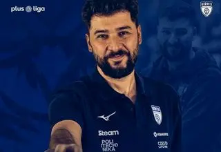 برکناری سرمربی تیم عبادی‌پور