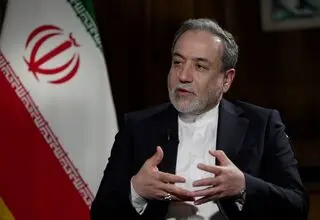 واکنش تند عراقچی به اظهارات پمپئو 