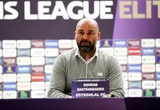 بختیاری‌زاده: تا پای جان پای ایران می‌مانیم و خاک‌مان را نمی‌دهیم
