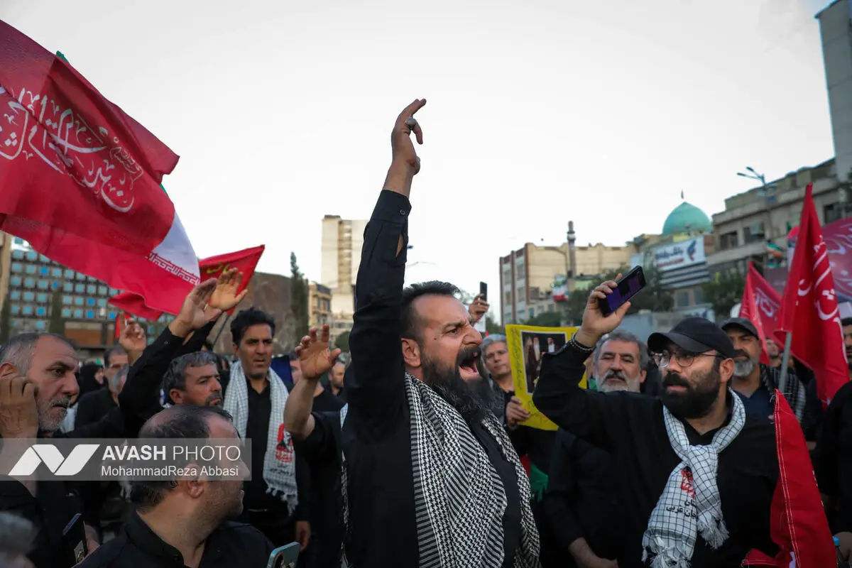 مراسم تشییع پیکر مطهر رهبر شهید انقلاب در تهران - ۱