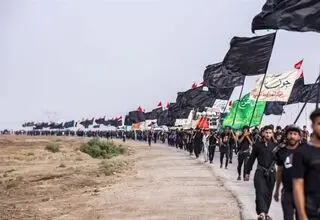 حضور پرشور دهه هشتادی‌ها در پیاده‌روی اربعین