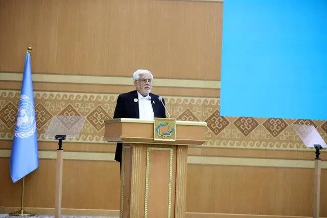 عارف در ترکمنستان: آمریکا میز مذاکره را منفجر کرد