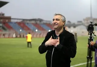 الهامی برای دومین بار از نساجی استعفا کرد
