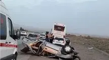 ۱۱ زخمی در تصادف زنجیره‌ای قزوین ـ رشت
