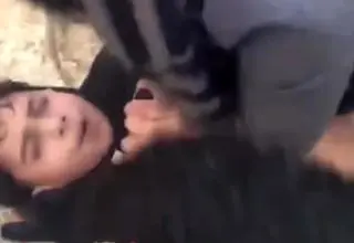 اقدام شجاعانه یک زن کودک در حال غرق‌شدن را نجات داد + فیلم