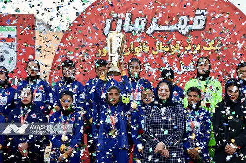 دیدار تیم های خاتون بم و سپاهان اصفهان