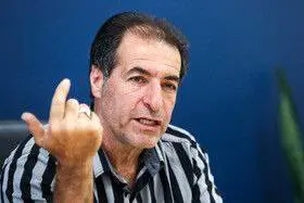 ورمزیار: مدیران استقلال، قهرمان صفحات مجازی شدند
