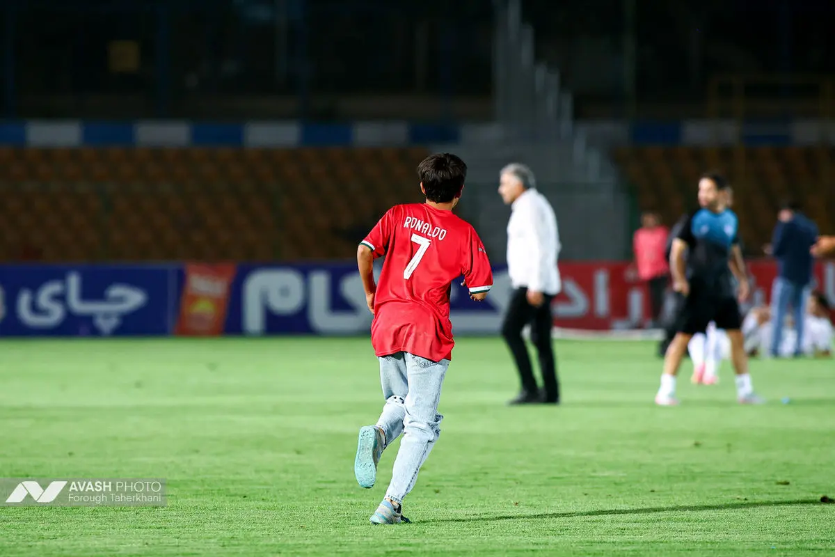 لیگ برتر فوتبال - استقلال و پیکان