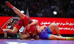 واکنش رئیس کمیسیون داوران کشتی به مبارزه جنجالی معصومی و زارع