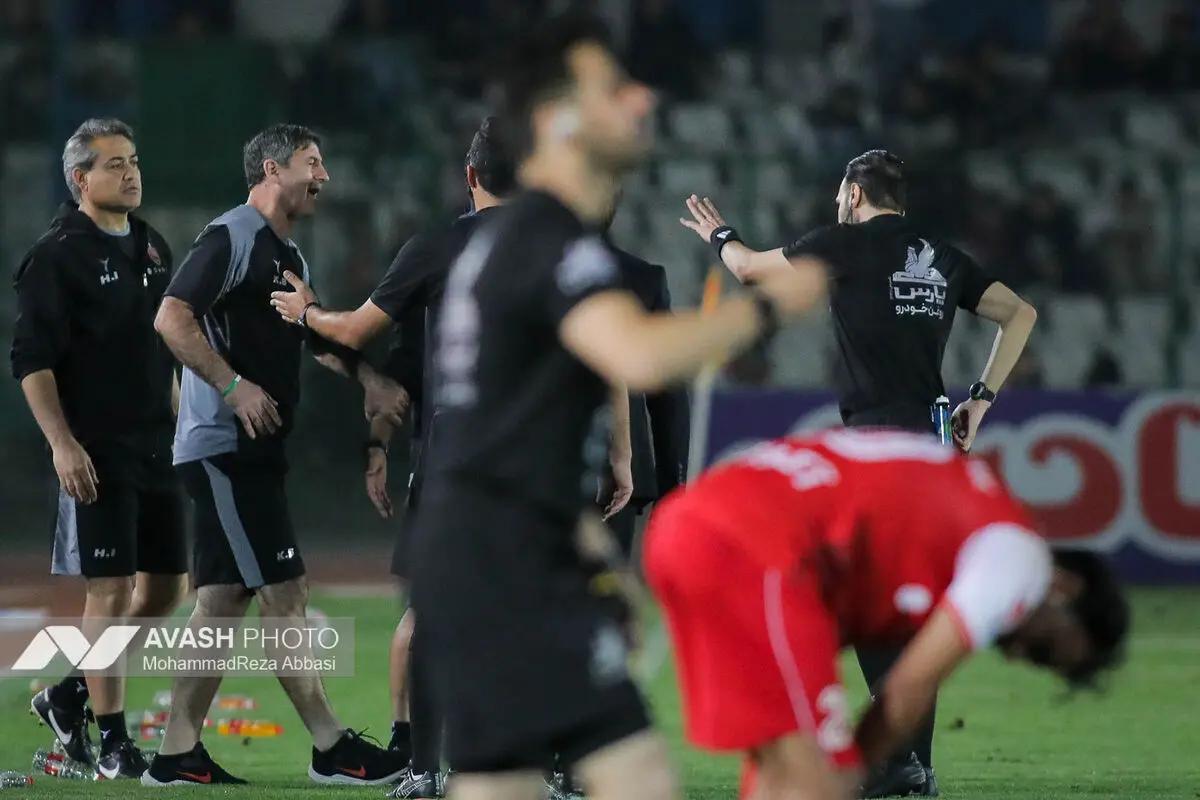 هفته دهم لیگ برتر فوتبال ایران؛ پرسپولیس - فولاد