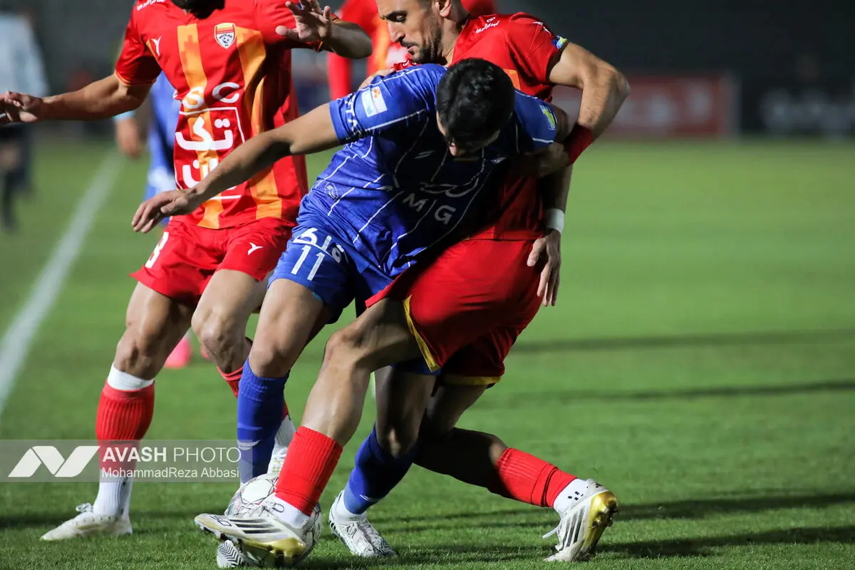 لیگ برتر فوتبال؛ استقلال- فولاد