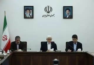 عارف: برای ارتقای امنیت سایبری کشور باید به تجهیزات مخابراتی ساخت داخل متکی باشیم