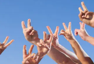 کارزار اعتراض به افزایش بی‌رویه شهریه دانشگاه آزاد