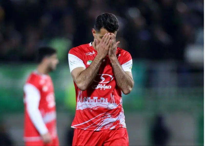 مدافع پرسپولیس شایعات را تکذیب کرد؛ غیبتم به خاطر مصدومیت نبود