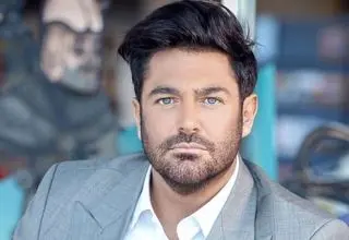 سلفی محمدرضا گلزار در باشگاه بدنسازی