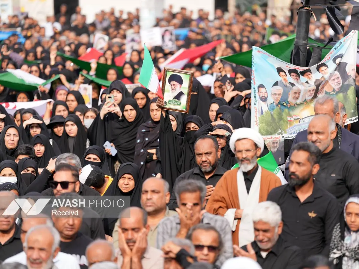 گزارش نصویری/ تشییع پیکر شهدای مدرسه میناب